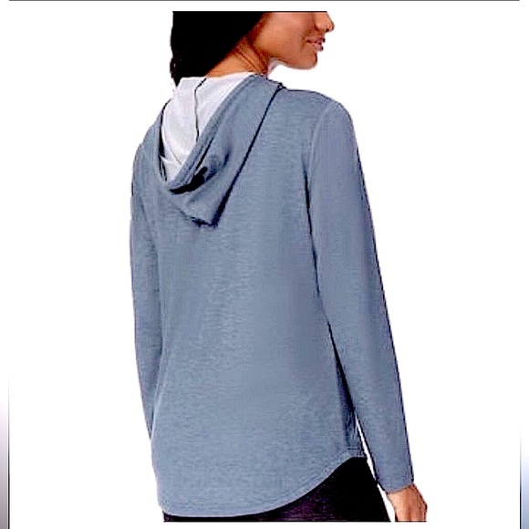 NWT โ
32 DEGREES ๐ HEATHER ASH BLUE Zippered HOODIE with Pockets - Picture 2 of 4